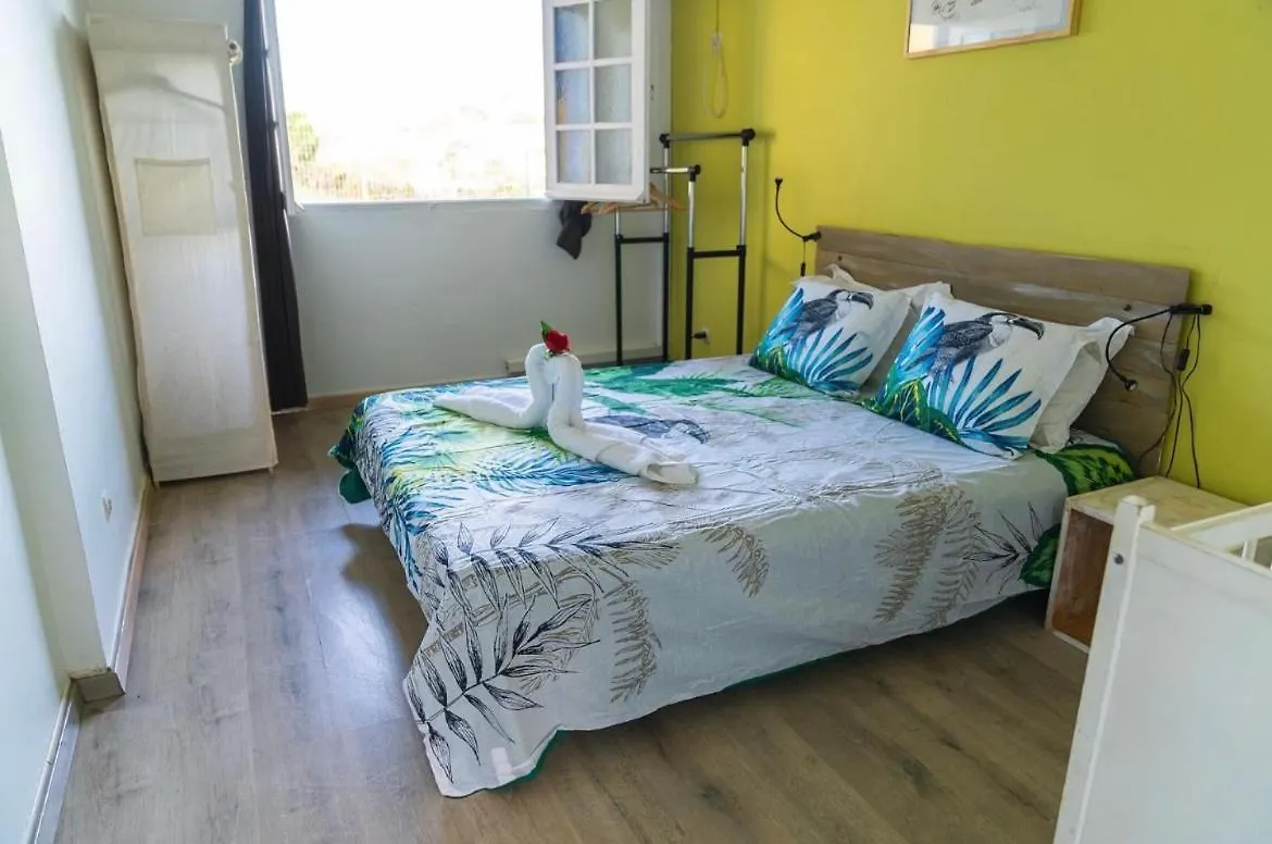 Residence Yacinthe 勒罗贝尔