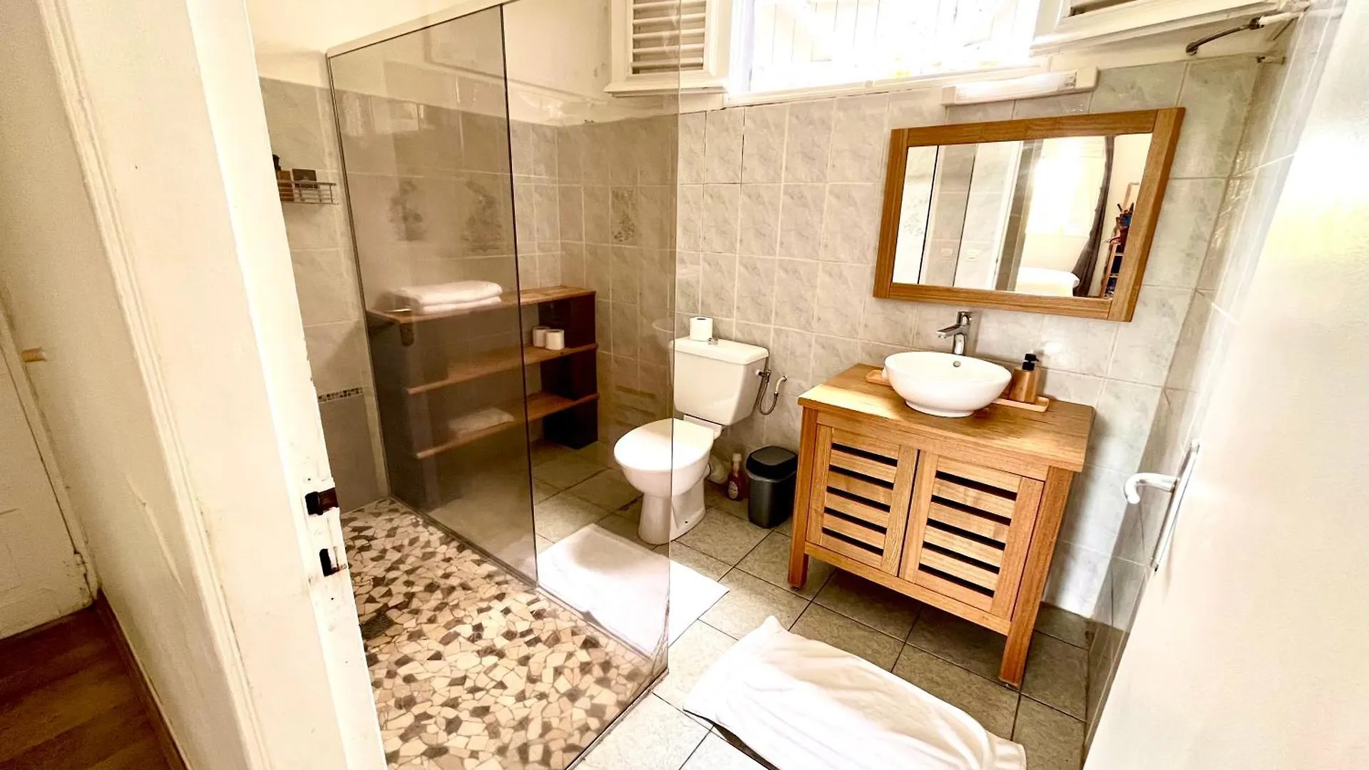 公寓 Residence Yacinthe 勒罗贝尔