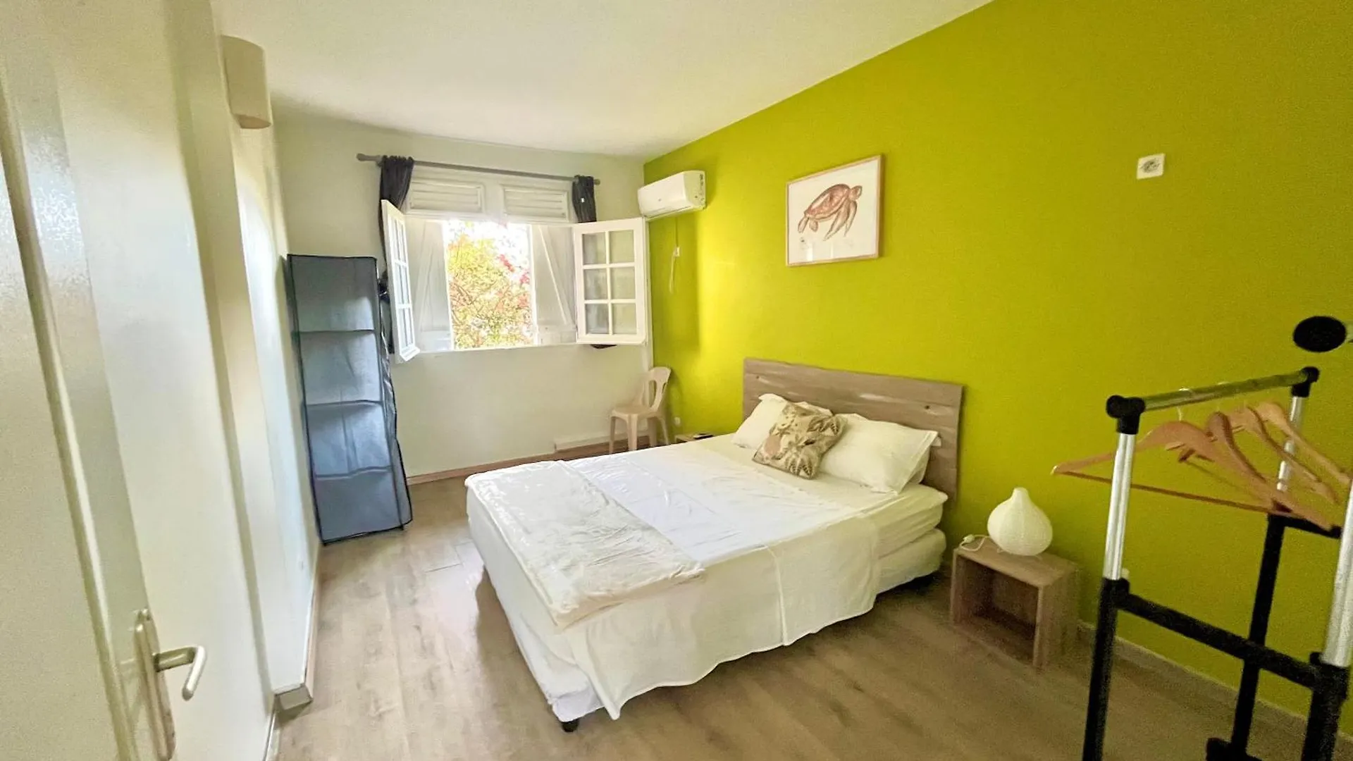 Residence Yacinthe 勒罗贝尔 公寓